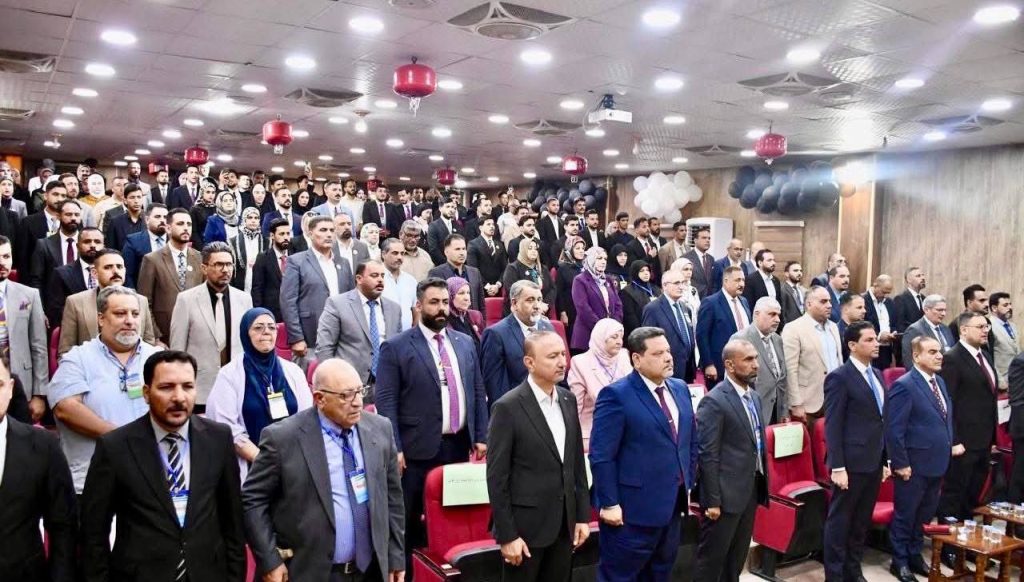 طلبة كلية التمريض في جامعة الحلة يحصدون المرتبة الأولى في المؤتمر الوطني الأول لبحوث التخرج