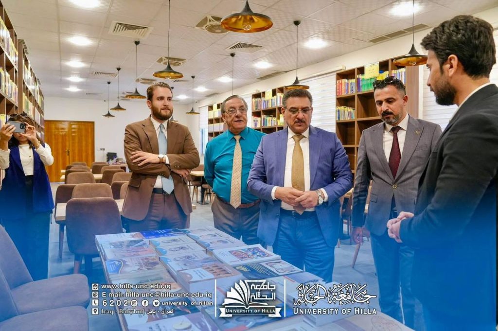 افتتاح المعرض الدائم للكتاب في جامعة الحلة بالتعاون مع دار الشؤون الثقافية العامة